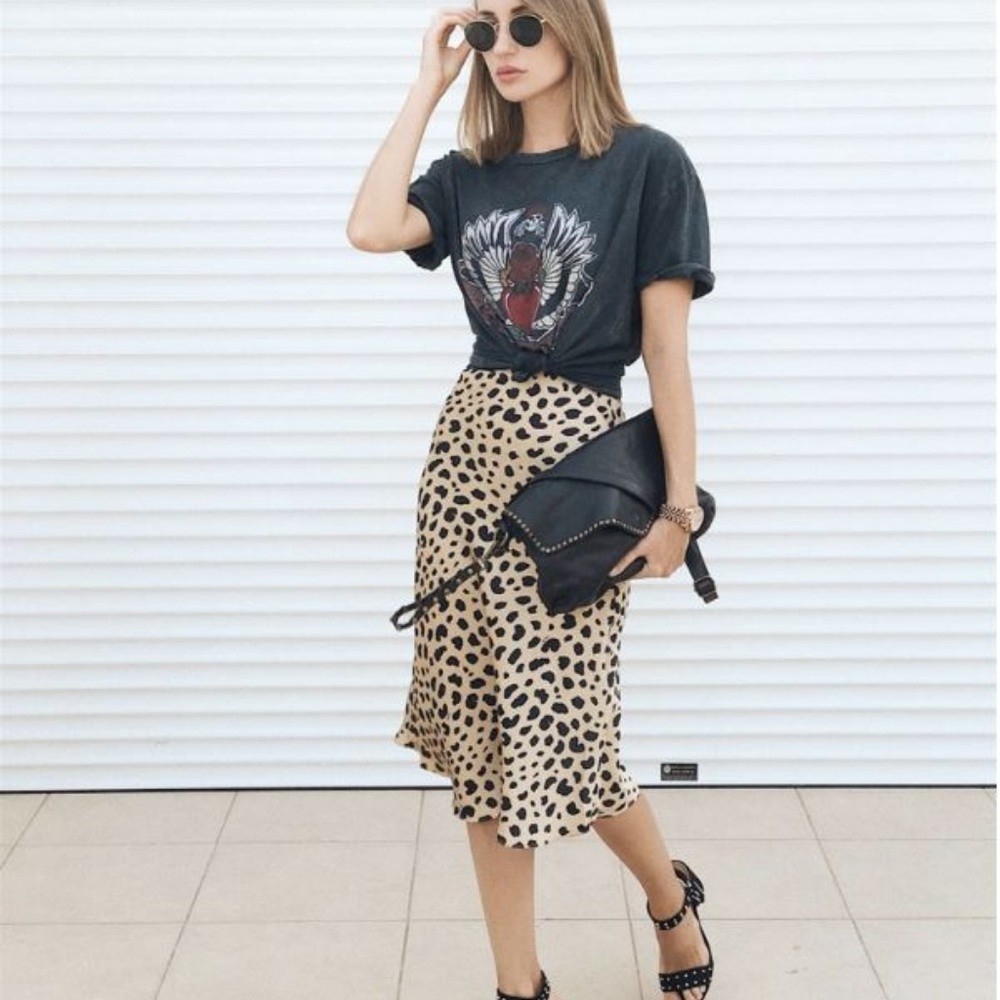 Sexy Satin Leopard Print Midi Skirt NEW!! - Picture 5 of 5